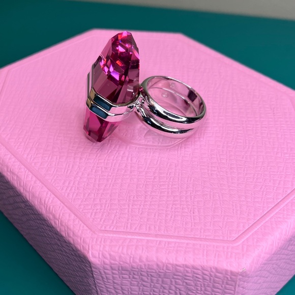 Swarovski Lucent Pink Ring Magnetic Rhodium Plated 5.5 NIB - Picture 4 of 16